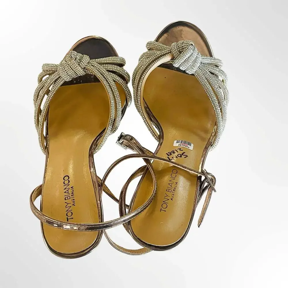 Tony Bianco gently used